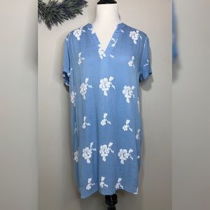 Entro Embroidered Short Sleeve Dress